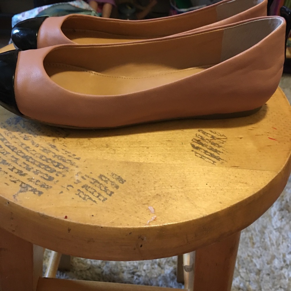 EUC J Crew Ballet flats salmon and black size 6